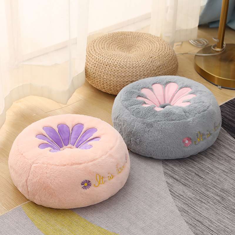 クッション お花モチーフのふわふわドーナツクッション
