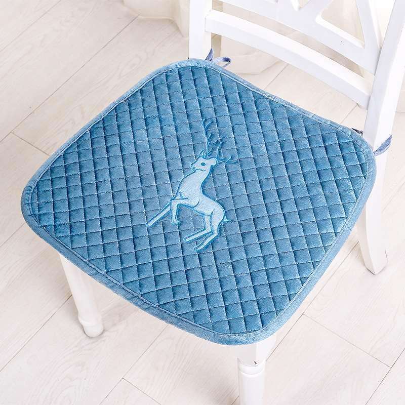クッション クッション 浮き彫りユニコーン刺繍入りキルト座布団