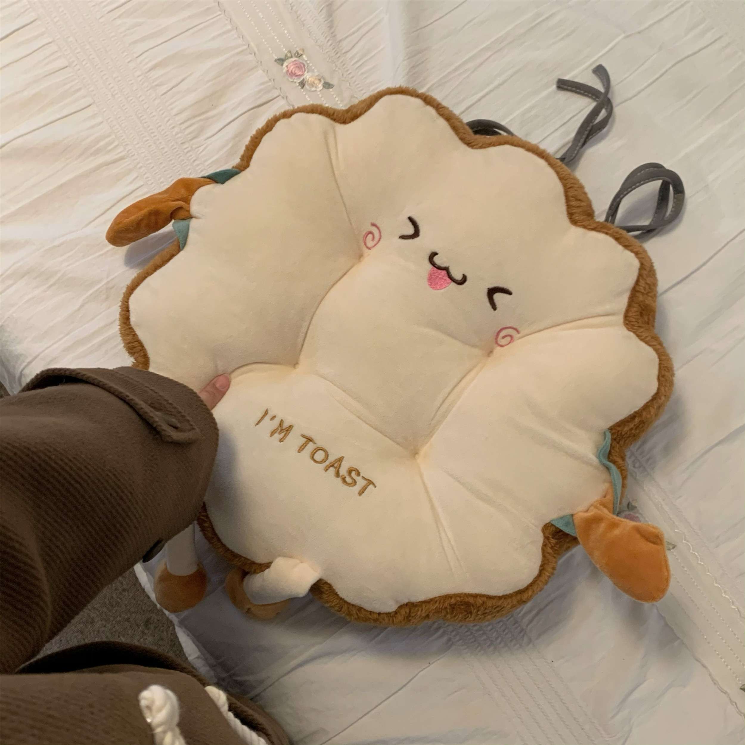 クッション トースト型ぬいぐるみクッション