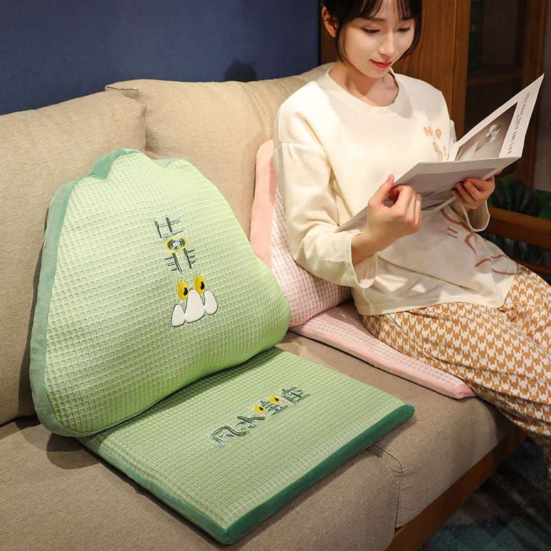 クッション ひよこ刺繍入り多機能クッション