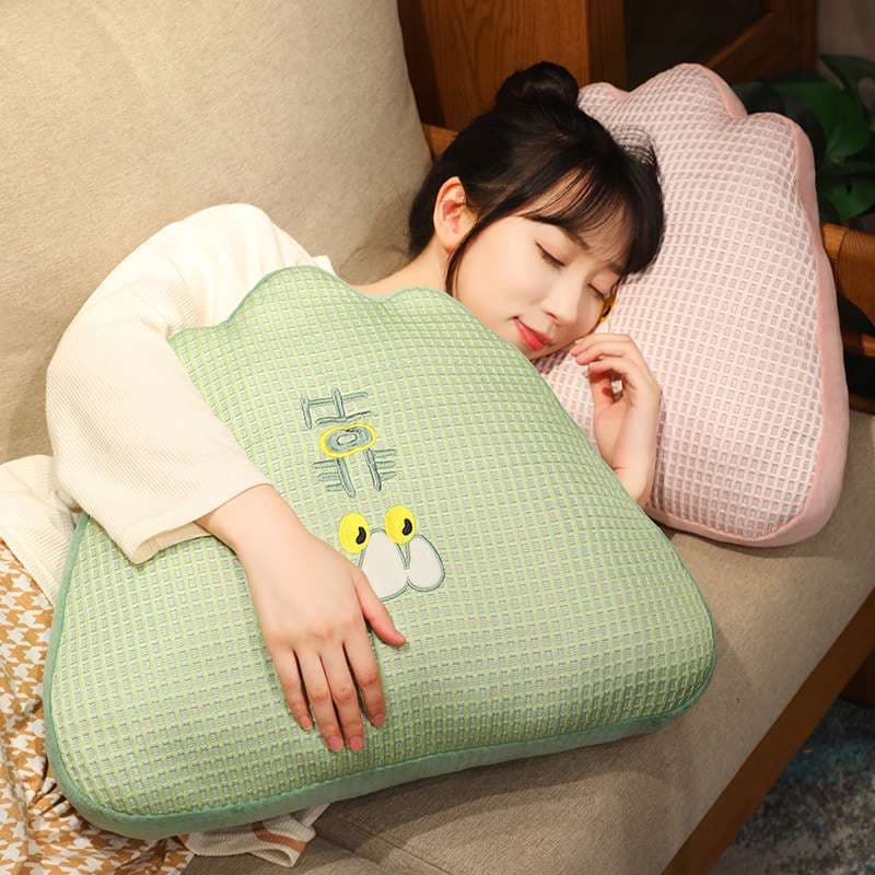 クッション ひよこ刺繍入り多機能クッション