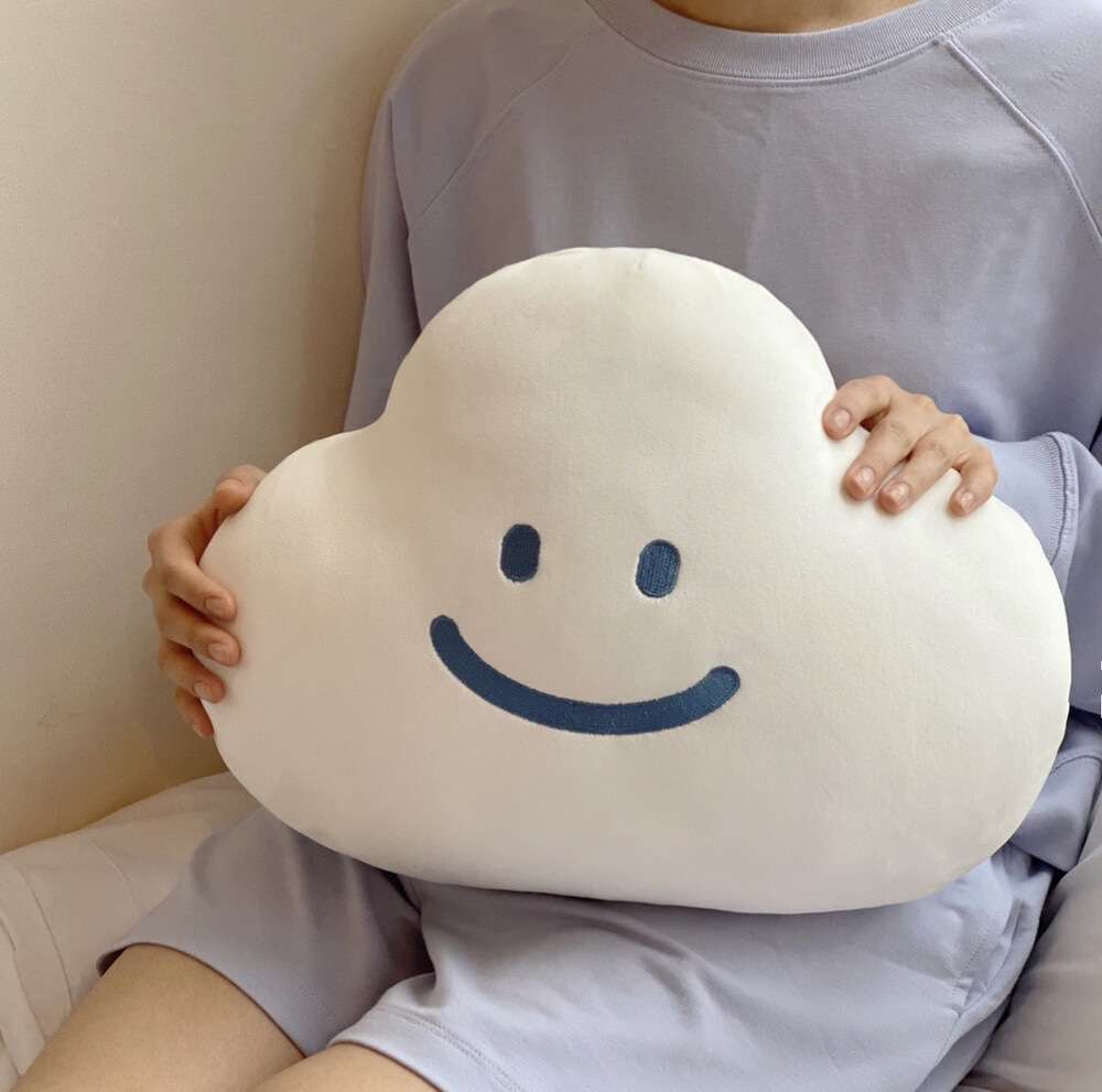 クッション にこにこ雲さんふわふわクッション
